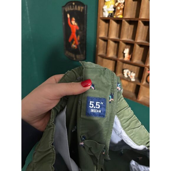 Chubbies Green All Over Chicken of the sea Shorts Mens Size XL Elastic Waist - Picture 4 of 5